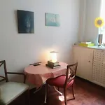 Casa Mayo - Mini Depto 2 Amb - Bano Compartido