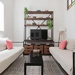 Fliphaus Salvador 6000 - 2 Bd Duplex Palermo