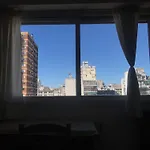 Abasto, 2 Ambientes, Departamento Completo Y Practico
