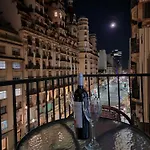Lindo Apto Cerca Del Obelisco!Con Balcon