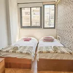 Amplio Departamento 3 Dormitorios En Recoleta, Cerca Del Alto Palermo