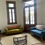 Hermoso Departamento Antiguo