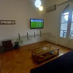 Great And Bright Apartment Near Av De Mayo