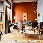 Antique,Classy & Quiet 3 Bedroom And Roof Terrace Apt In The Heart Of San Telmo