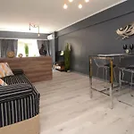 House Santiago