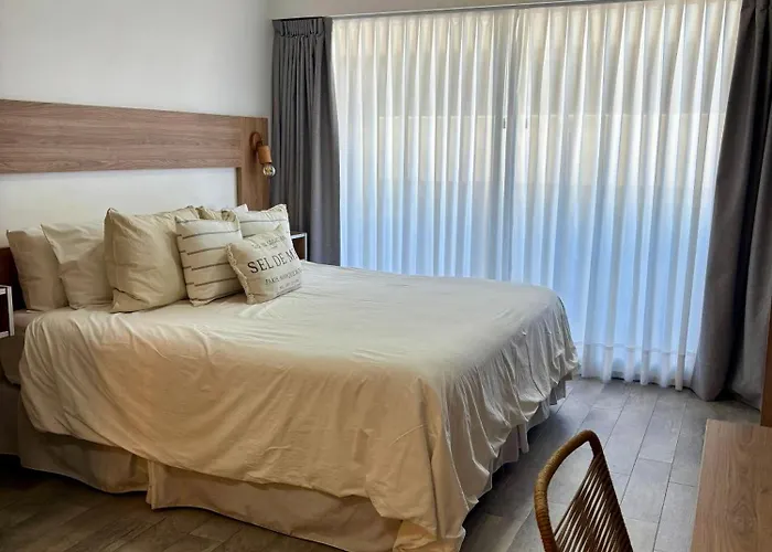 Moon House San Telmo