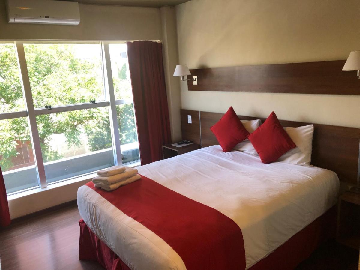 Hotel First Palermo
