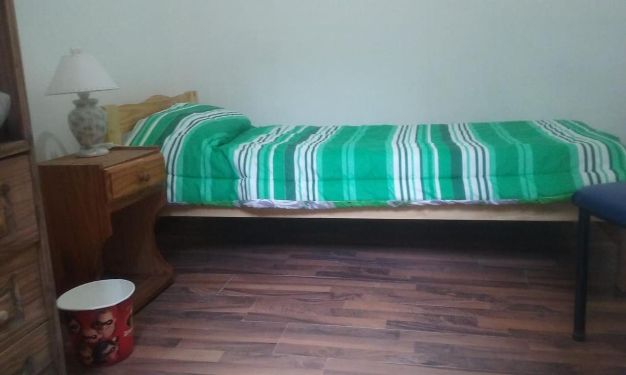 Habitación en casa particular Habitac Indiv Casa De Familia, Flores *