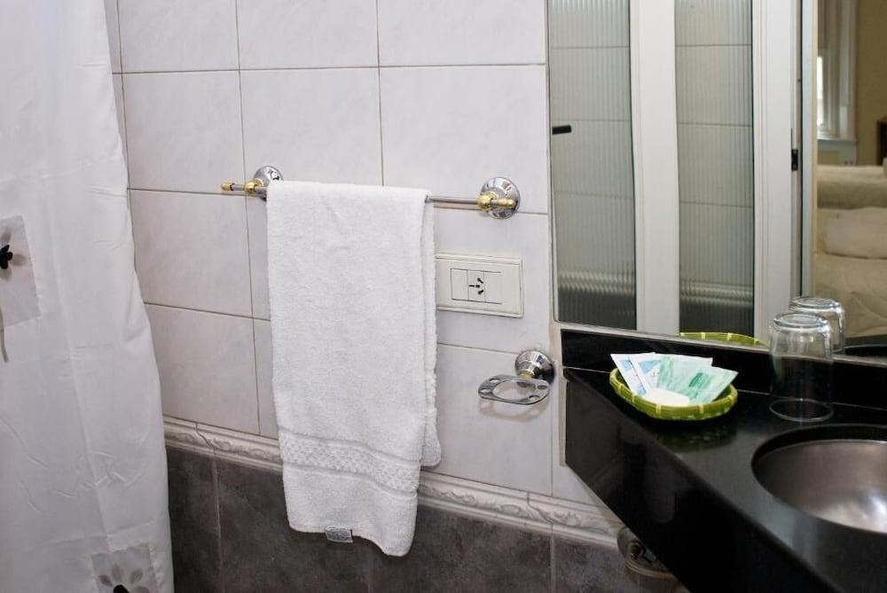 Hotel Frossard Ciudad Autónoma de Buenos Aires