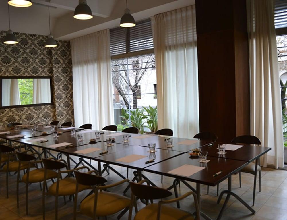 Sarum Design Hotel 3*