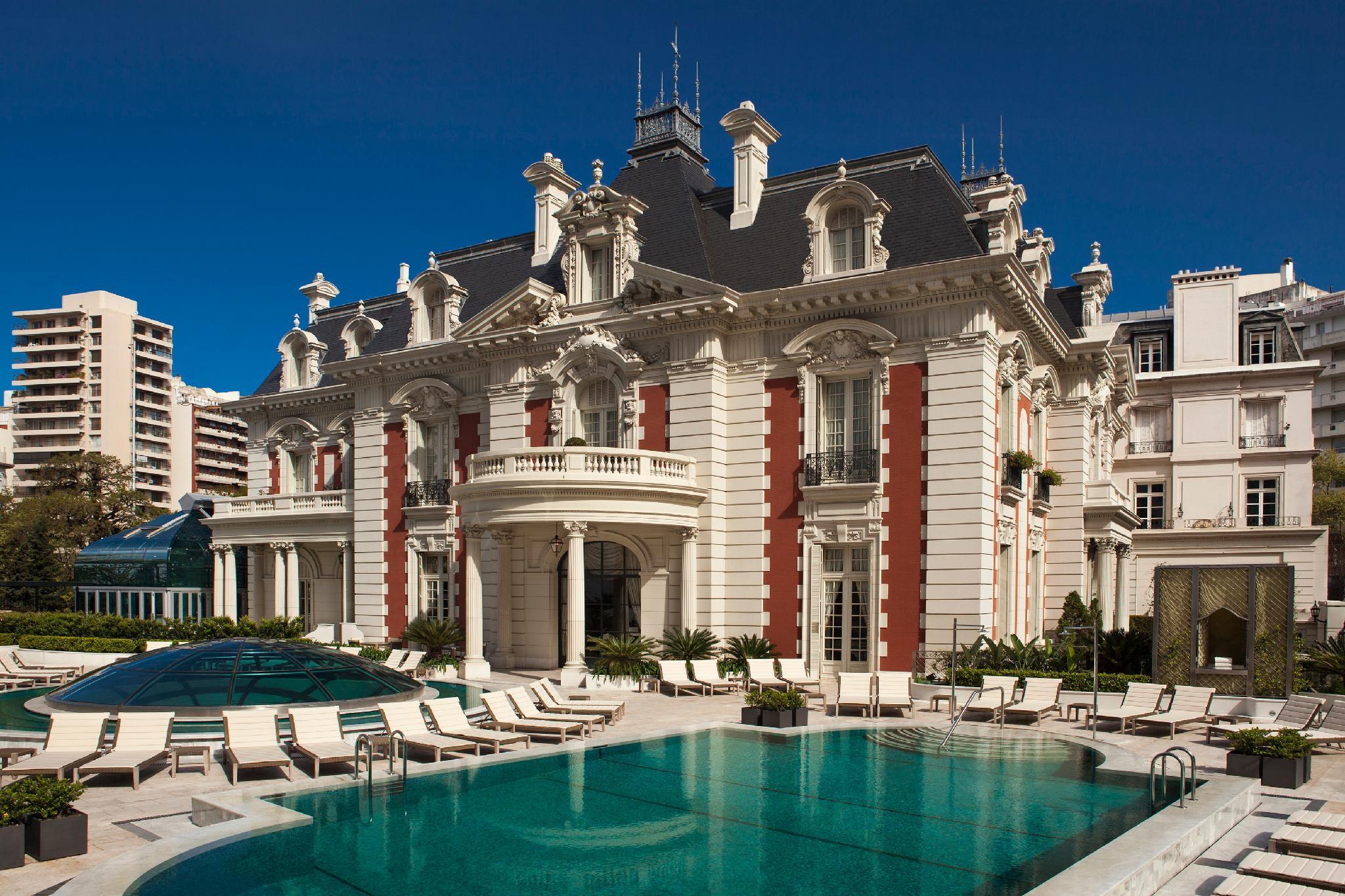 Hotel Four Seasons