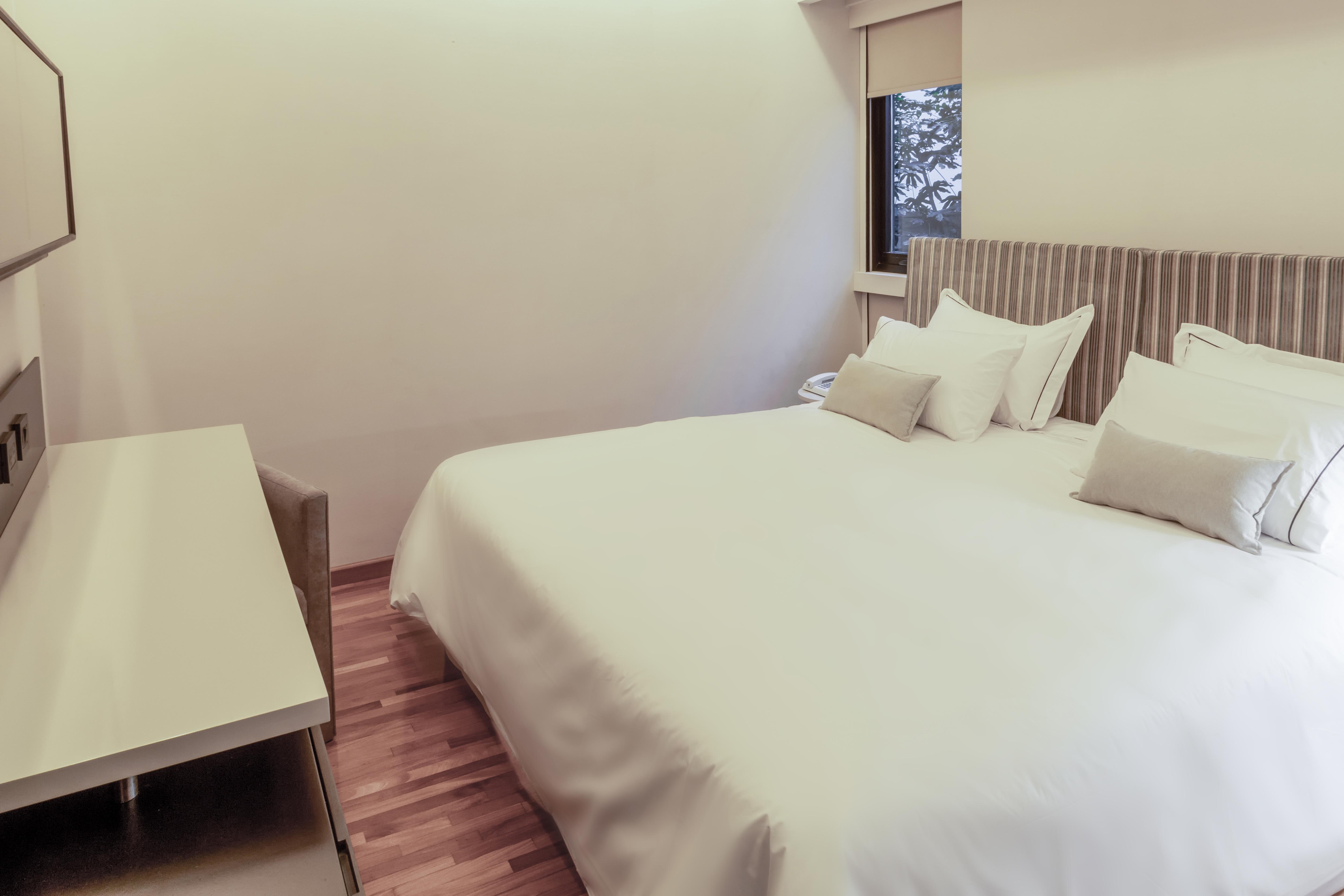 Hotel Esplendor By Wyndham Tango 4*