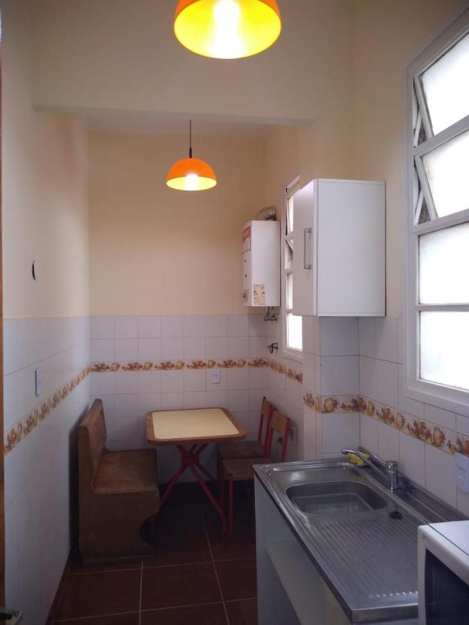 Apartamento 3 Ambientes 3 Huéspedes En Galerías Pacifico Cercano Puerto Madero *