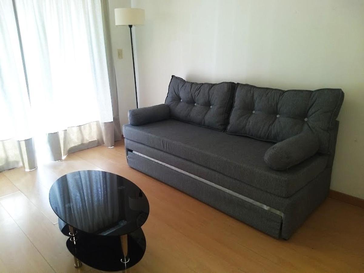 Departamento De Dos Dormitorios En Recoleta 6 Personas Piso 3 Apartamento *