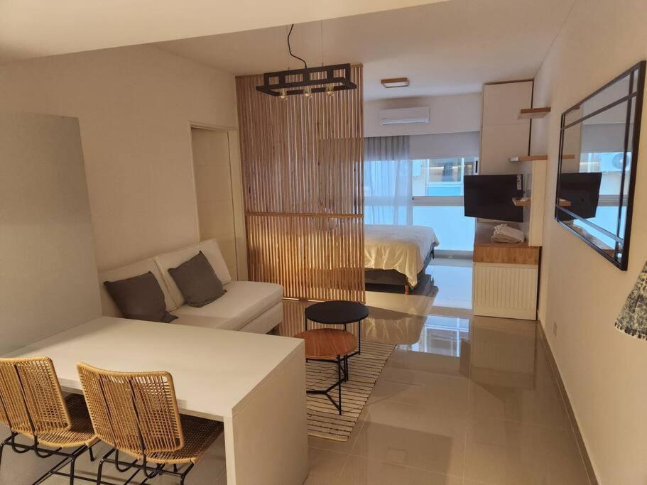 Apartamento Beautiful In Paseo De La Cisterna