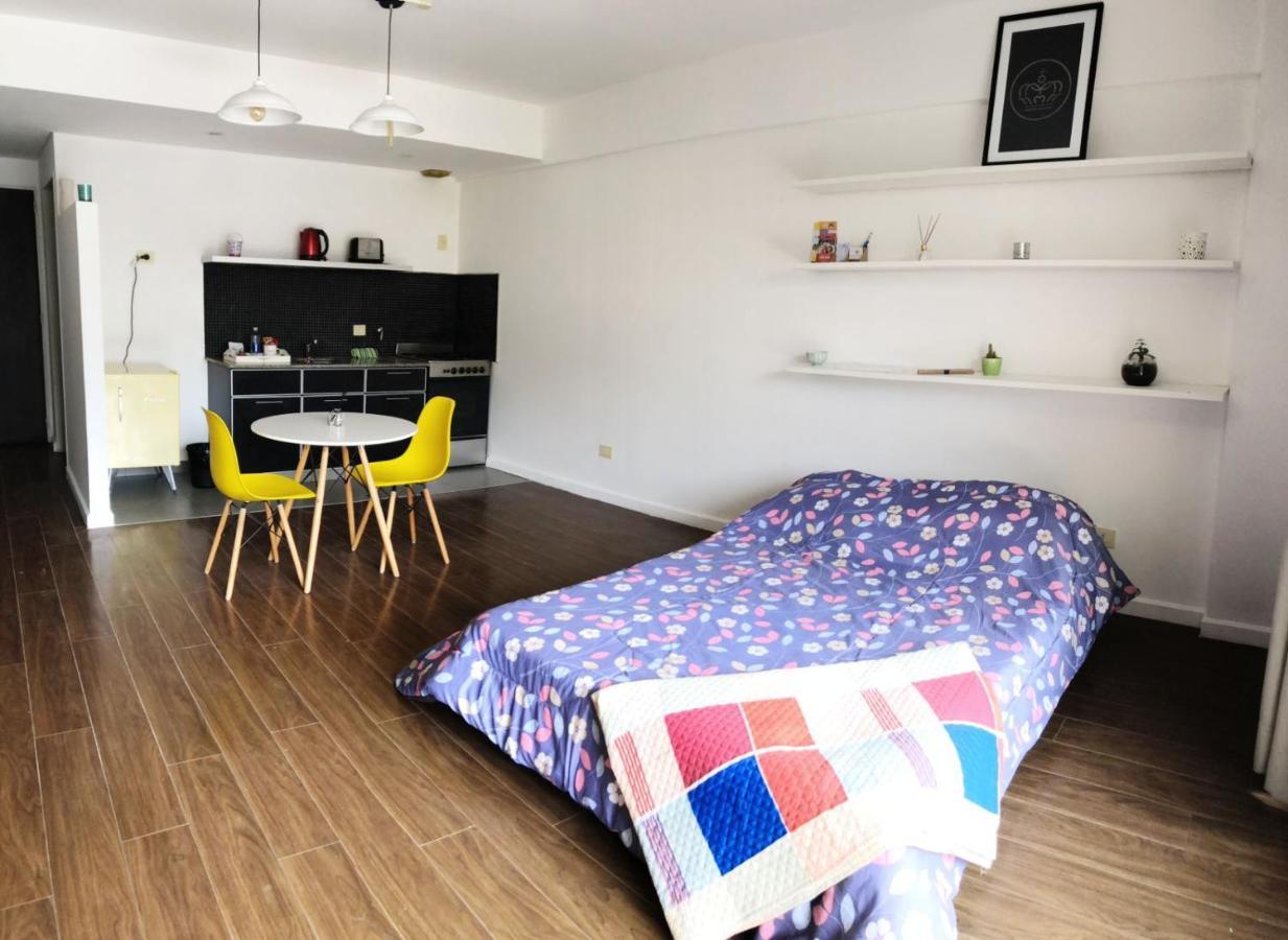 Apartamento Estudio Minimalista, Moderno, Confortable, Luminoso Con Piscina *