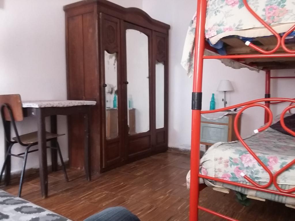 Victoria Hostal *