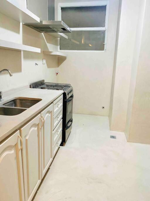 Lovely Ba City 6 Pax 3 Bedr 2 Bath With Balcony View Just Renewed Apartamento *
