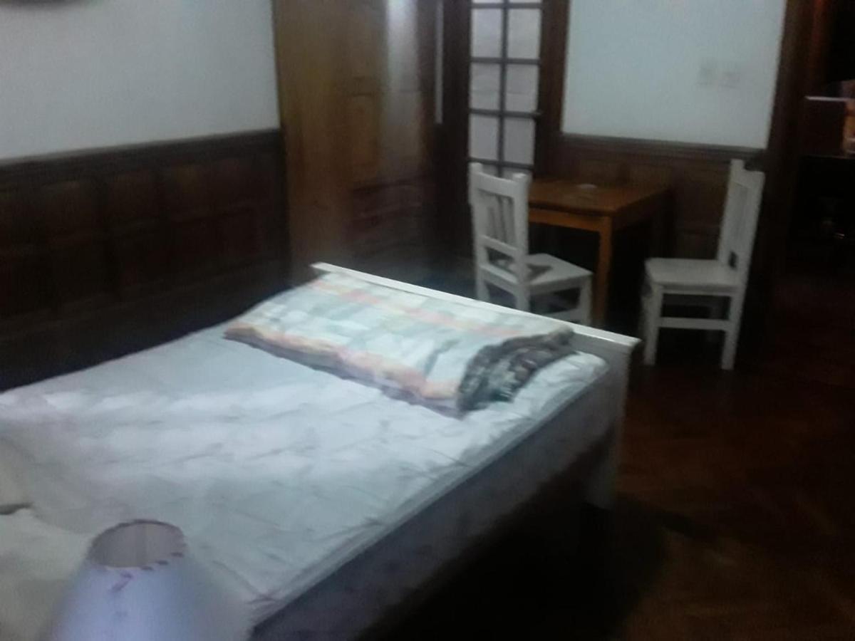 Habitac Indiv Casa De Familia, Flores