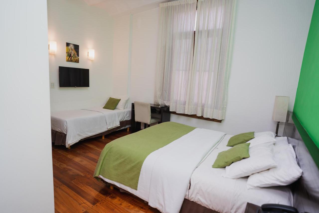 Hotel Alma De