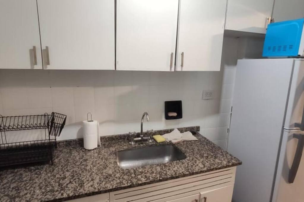 Calido Departamento En El Centro- Zona Tribunales- Viamonte 2b * Ciudad Autónoma de Buenos Aires