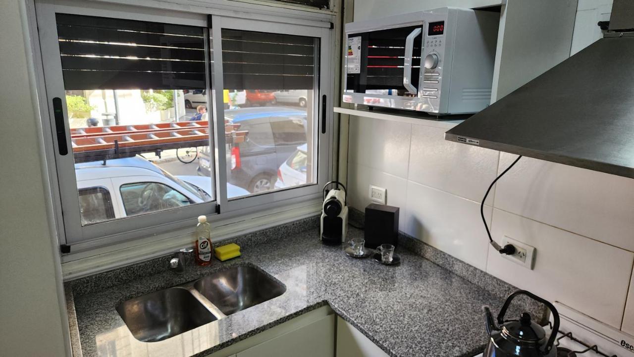 Confortable Departamento Amoblado De 2 Ambientes En Recoleta Con Patio Apartamento