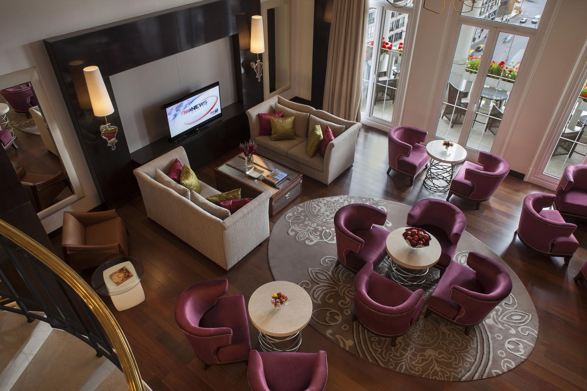 Four Seasons Hotel 5*