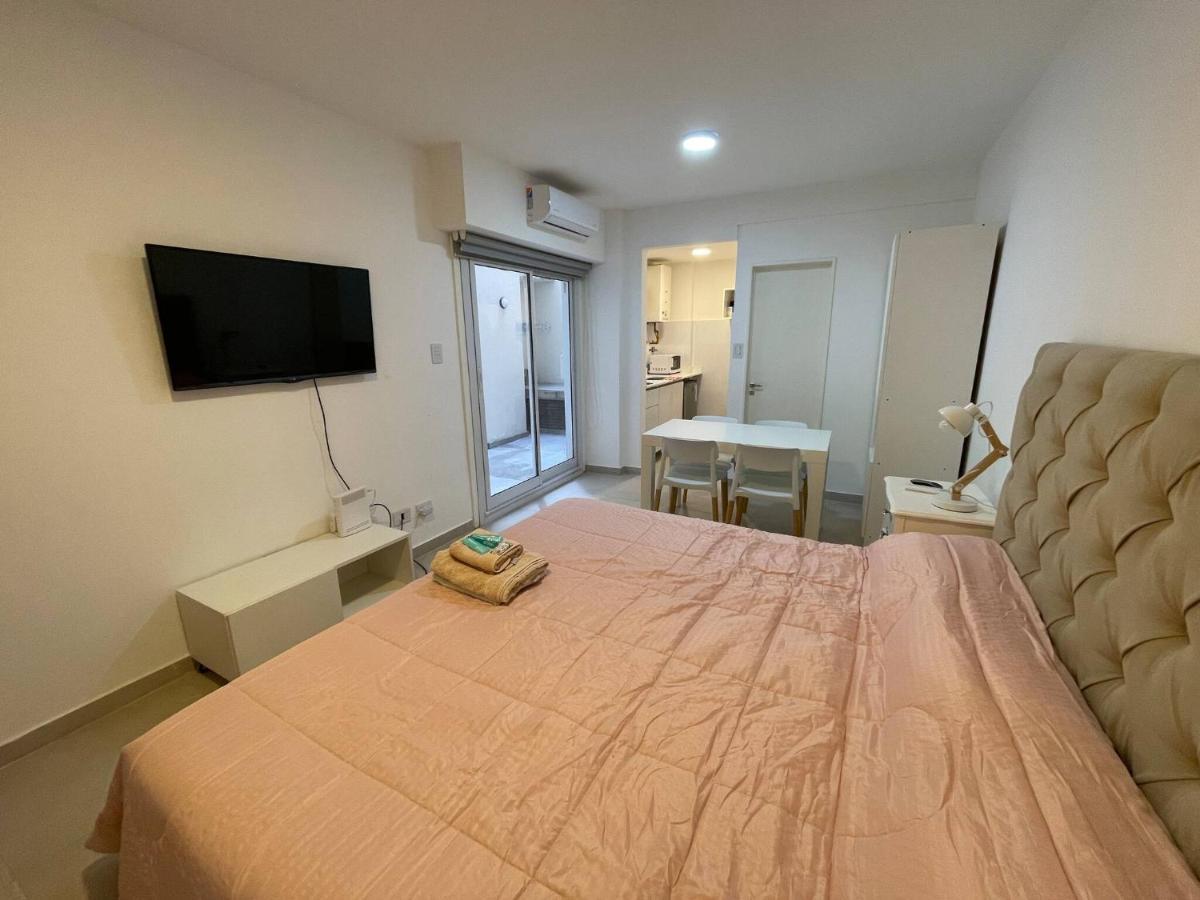 Modern Newly Renovated In Canitas