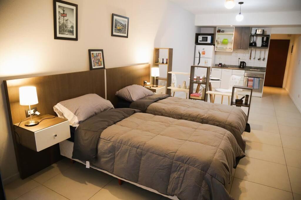 Apartamento Pileta. Vigilancia 24 Hs. Unico. Barrio San Telmo