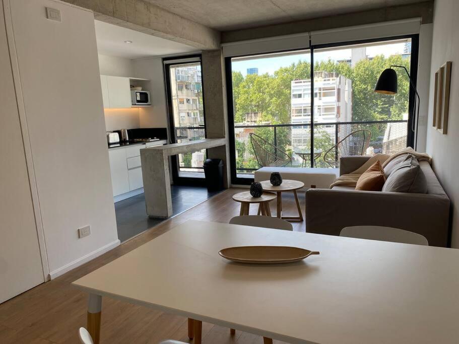 Palermo Oasis Luminoso: Departamento De Con Vista Espectacular, De Lujo, Totalmente Equipado Y Confortable