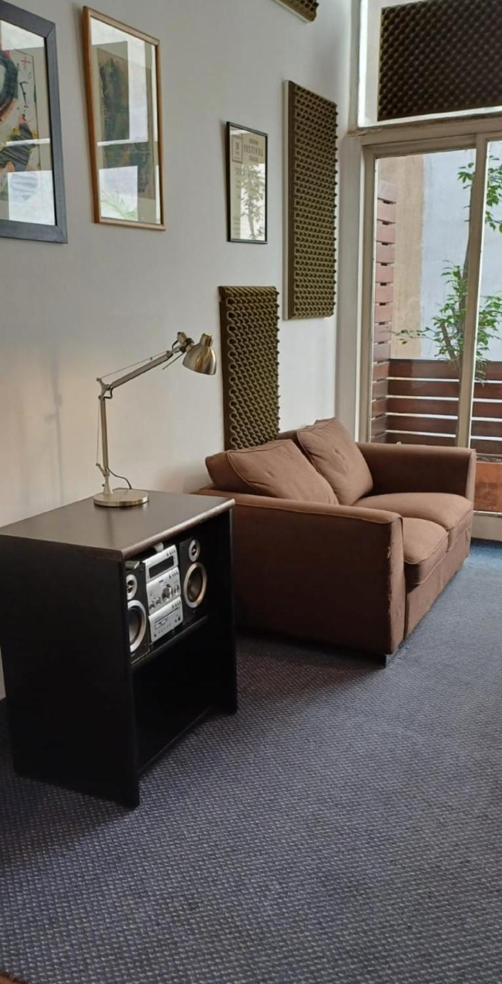 Departamento Centrico, Luminoso Y Equipado