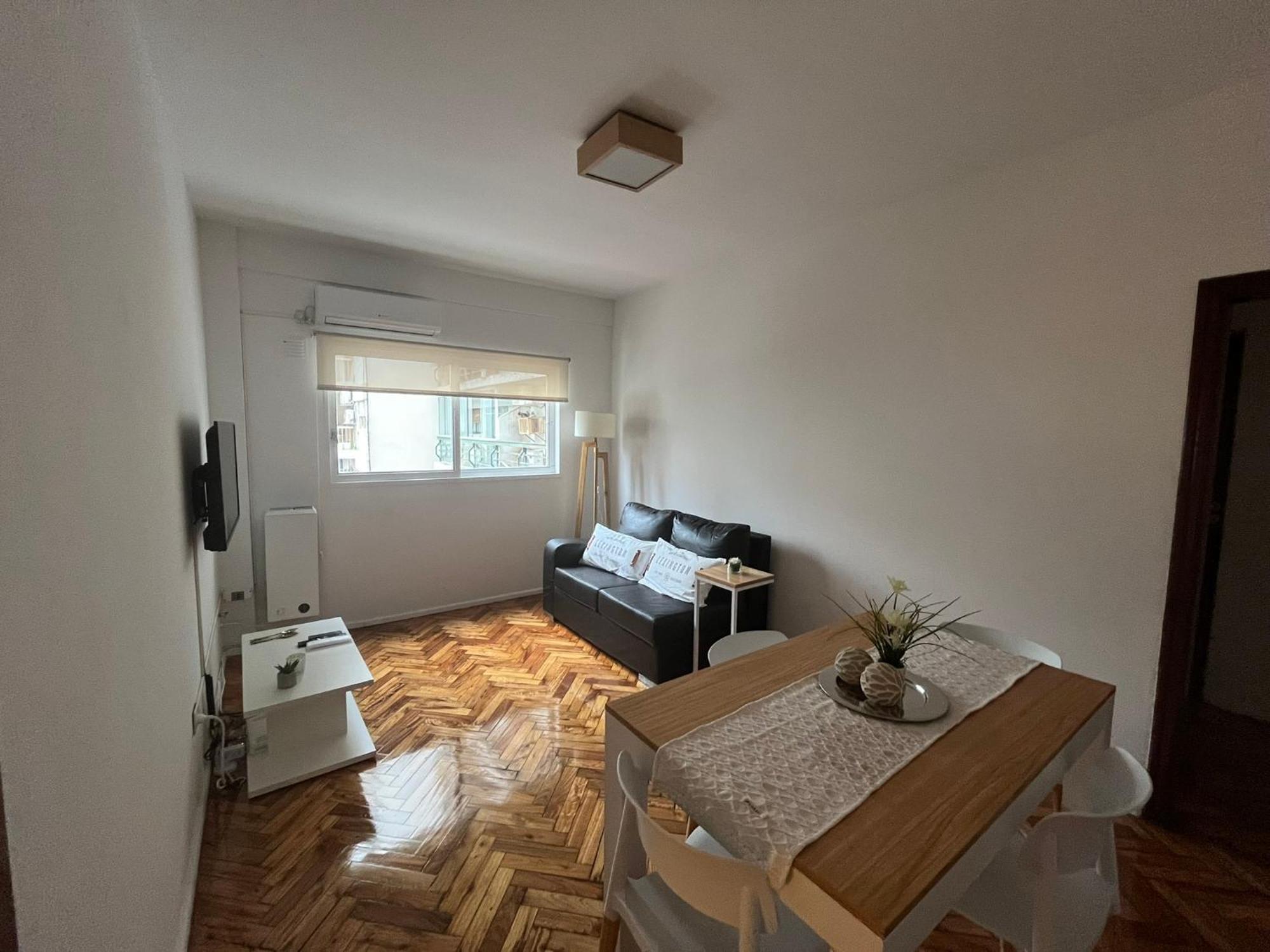 Luminoso En Belgrano Apartamento