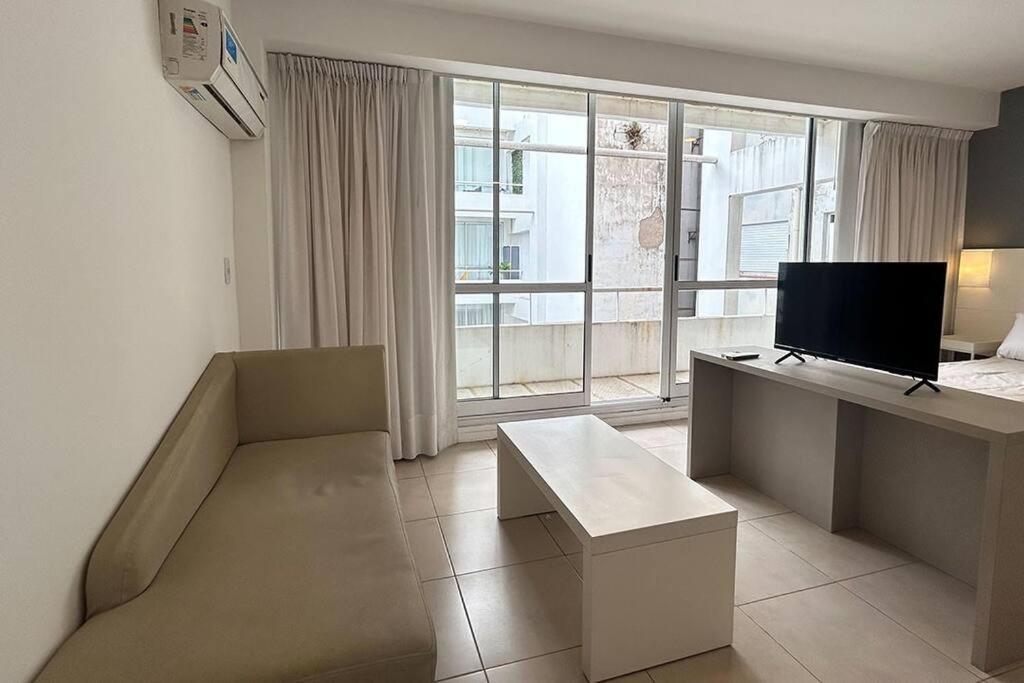 Apartamento Balc 0508 Depto Acogedor En Monserrat Con Balcon Privado Ciudad Autónoma de Buenos Aires
