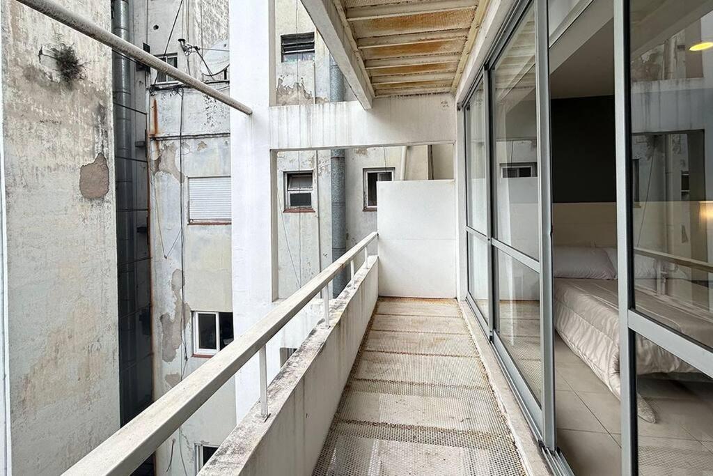 Apartamento Balc 0508 Depto Acogedor En Monserrat Con Balcon Privado