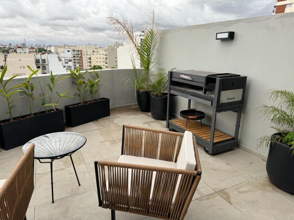 Apartamento Penthouse A Estrenar En Sofisticado Barrio Y Edificio Vista Panoramica 100m2 Gimnasio Piscina Lujoso Salon De Fiestas