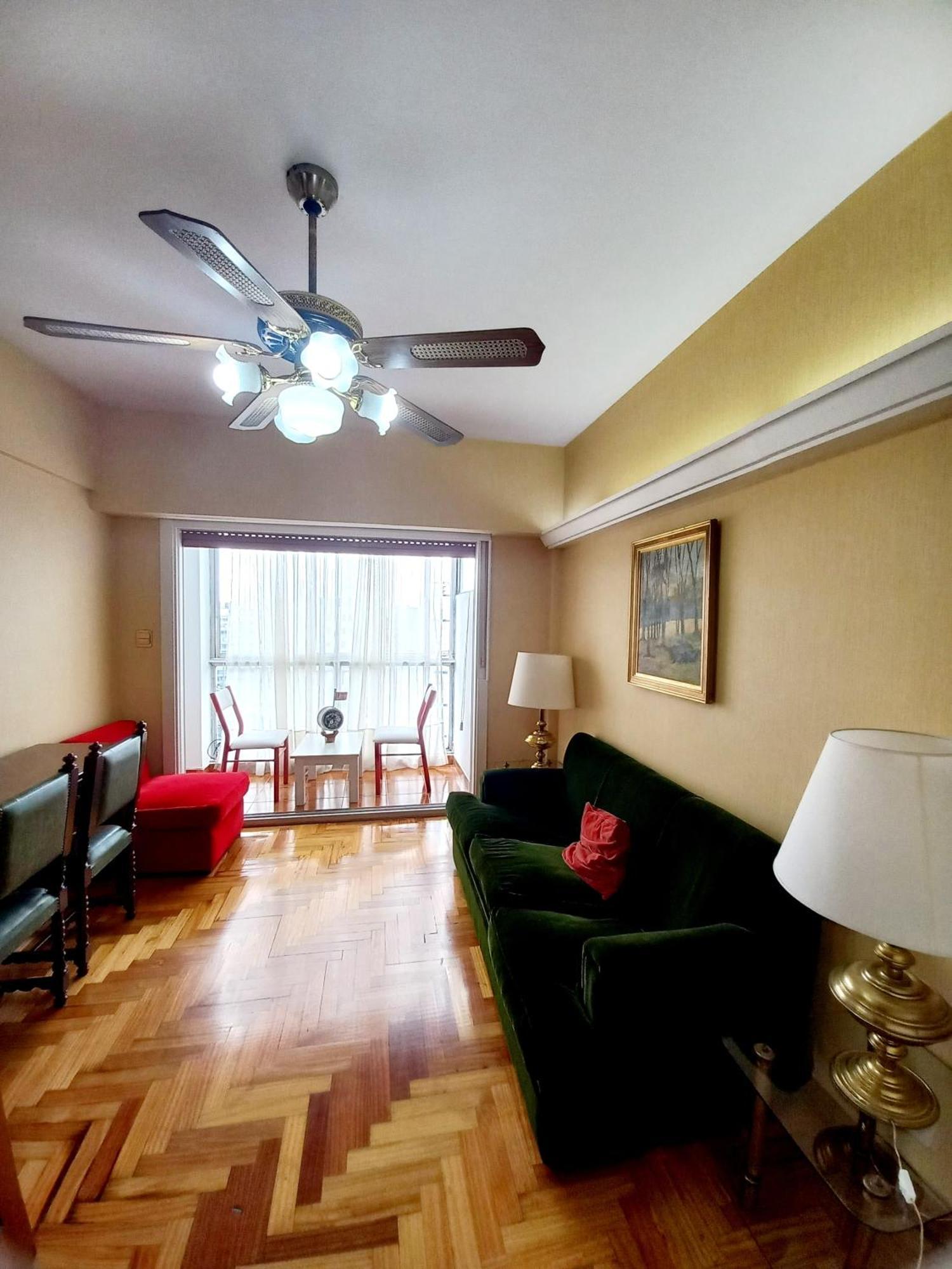 Apartamento Departamento Sobre Calle Corrientes, Obelisco *