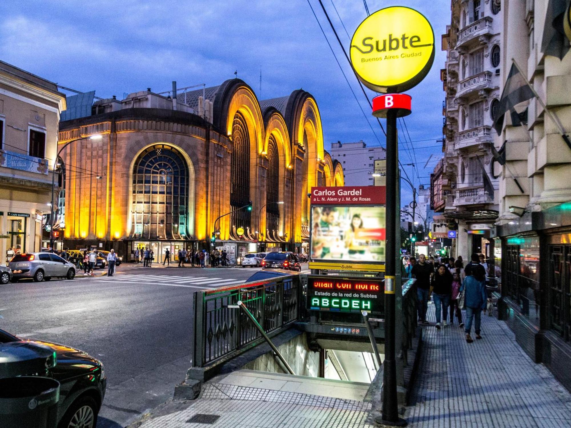 Abasto, 2 Ambientes, Departamento Completo Y Practico Apartamento