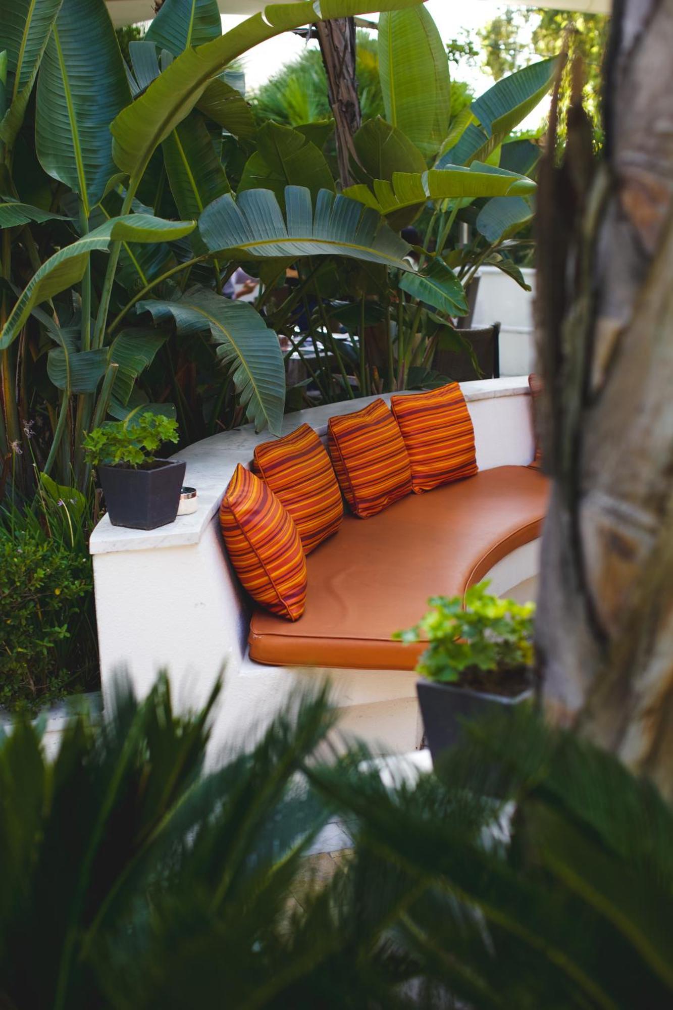 Four Seasons Hotel 5*