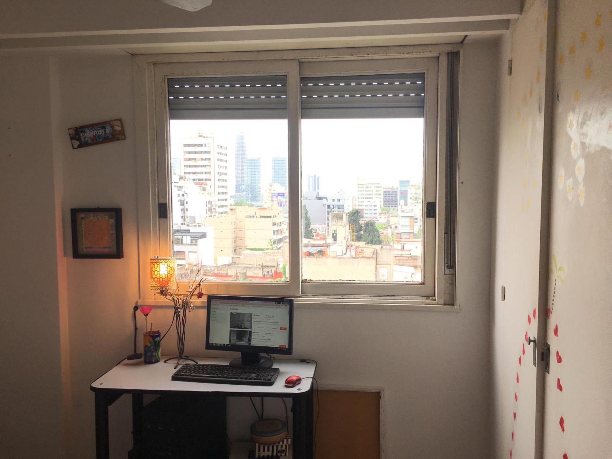 Privada En Depto 1 Persona, Solo Mujeres - San Telmo