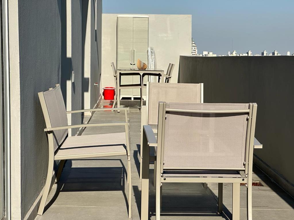 Penthouse A Estrenar En Sofisticado Barrio Y Edificio Vista Panoramica 100m2 Gimnasio Piscina Lujoso Salon De Fiestas