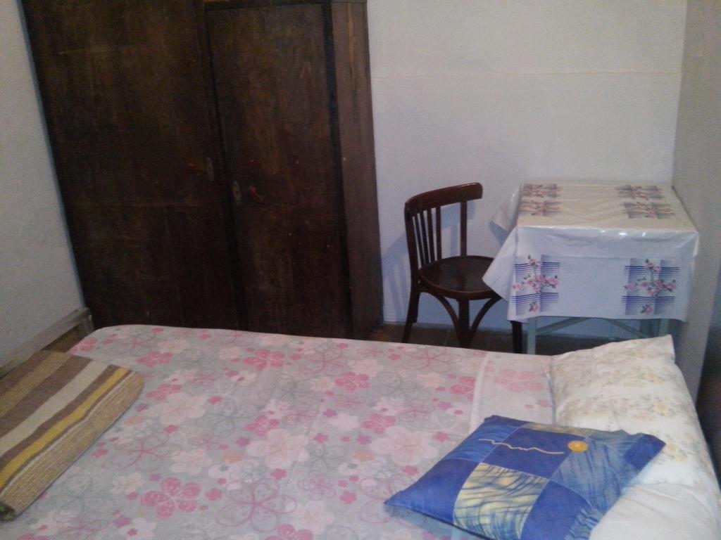Victoria Hostal *
