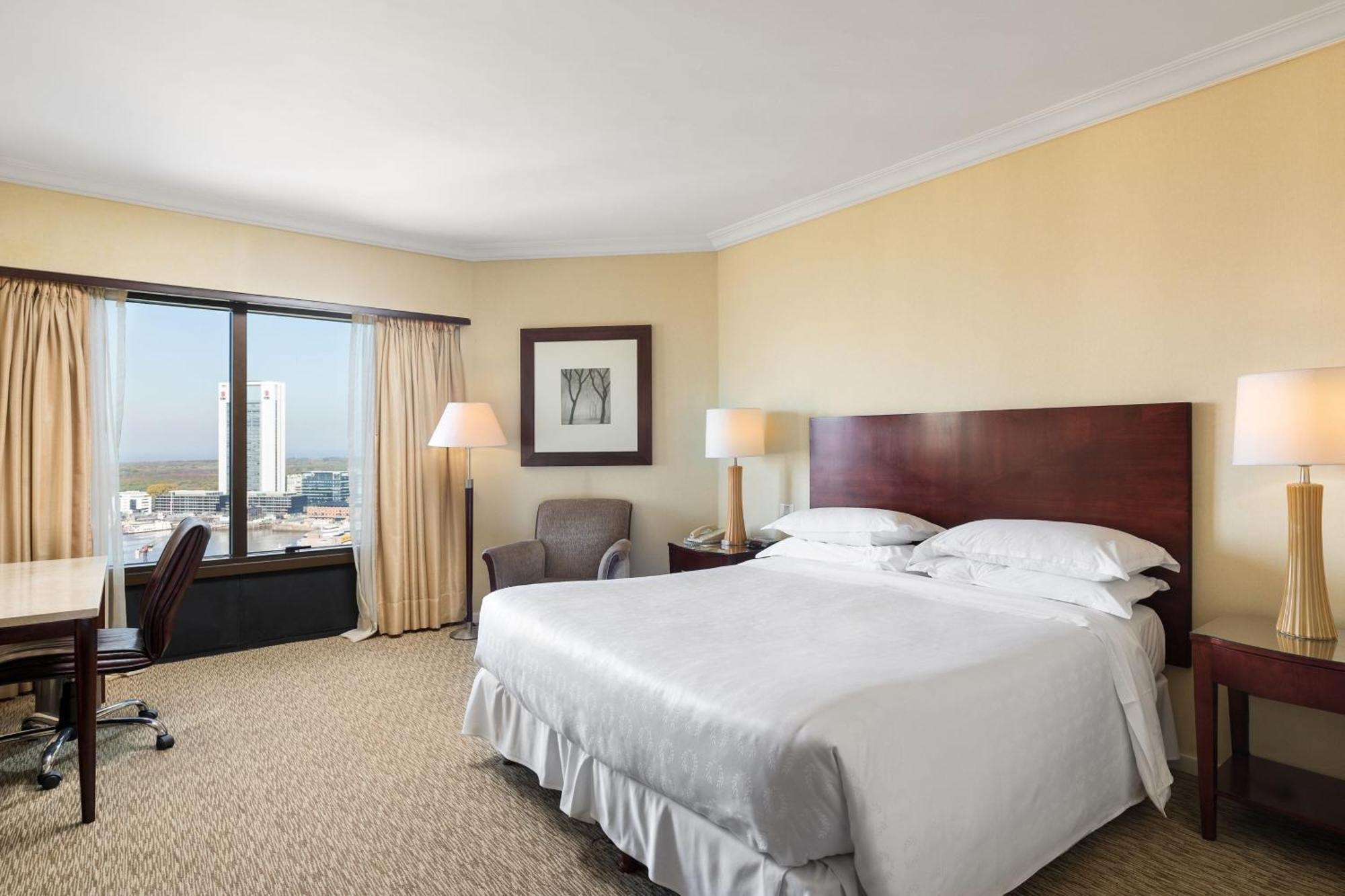 Sheraton Hotel&convention Center Hotel 5*