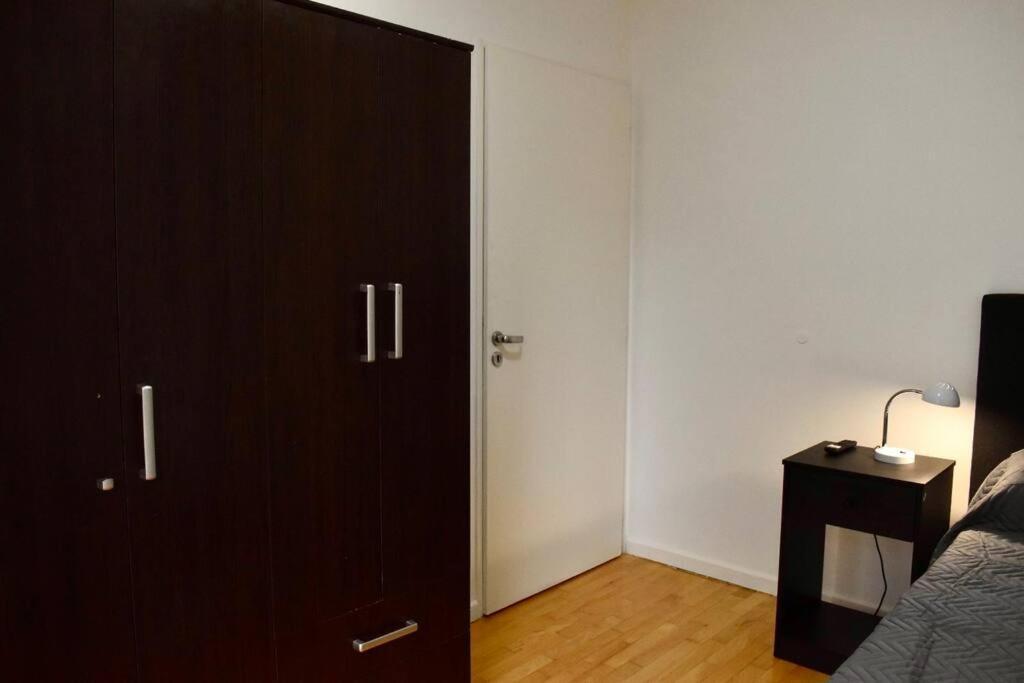 Amplio Piso, Con Cochera 2 2 Banos La Rural, Shopping Mall Arcos Apartamento Ciudad Autónoma de Buenos Aires