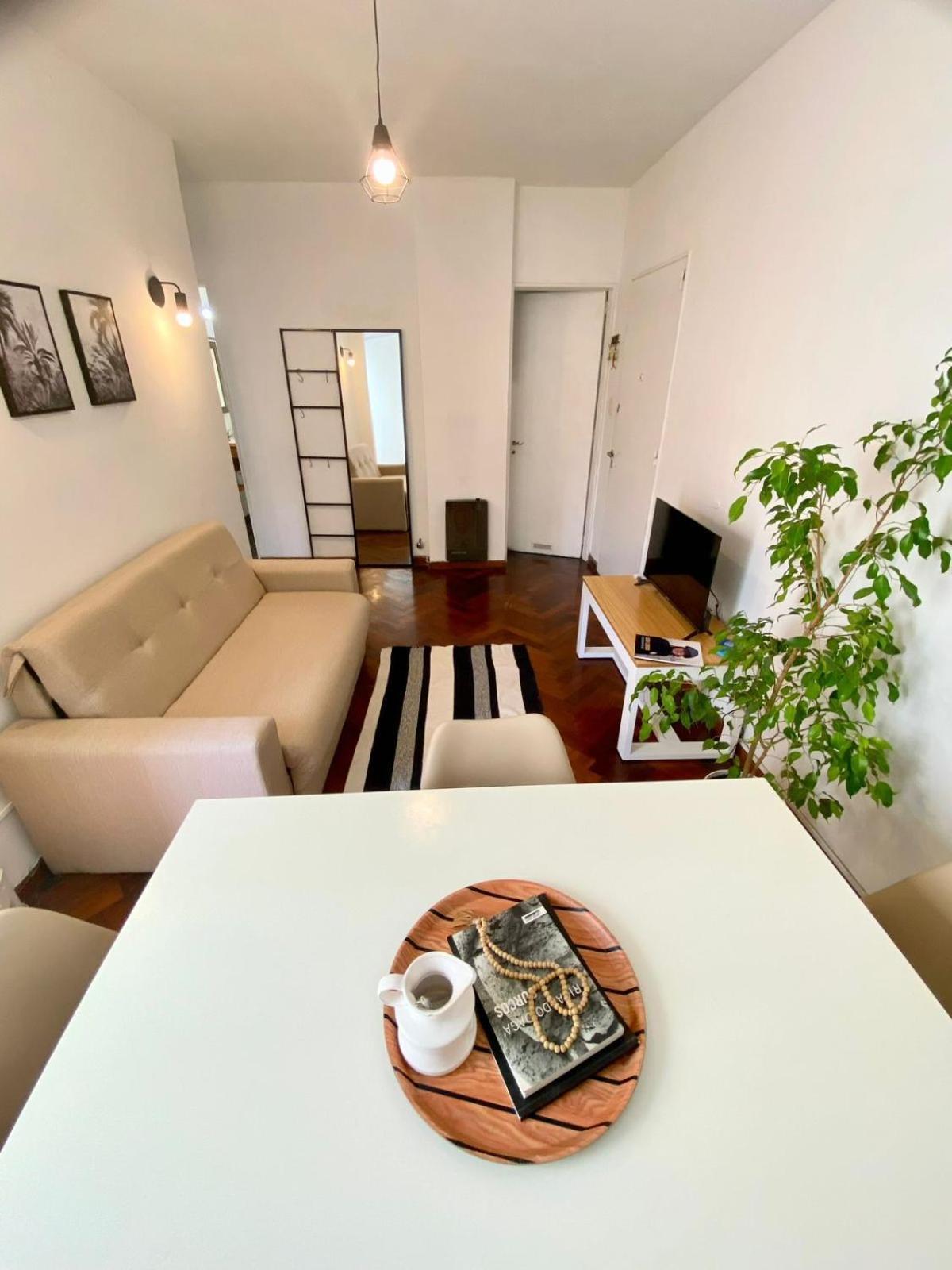 Calido Espacio En El Centro De Capital Federal Apartamento