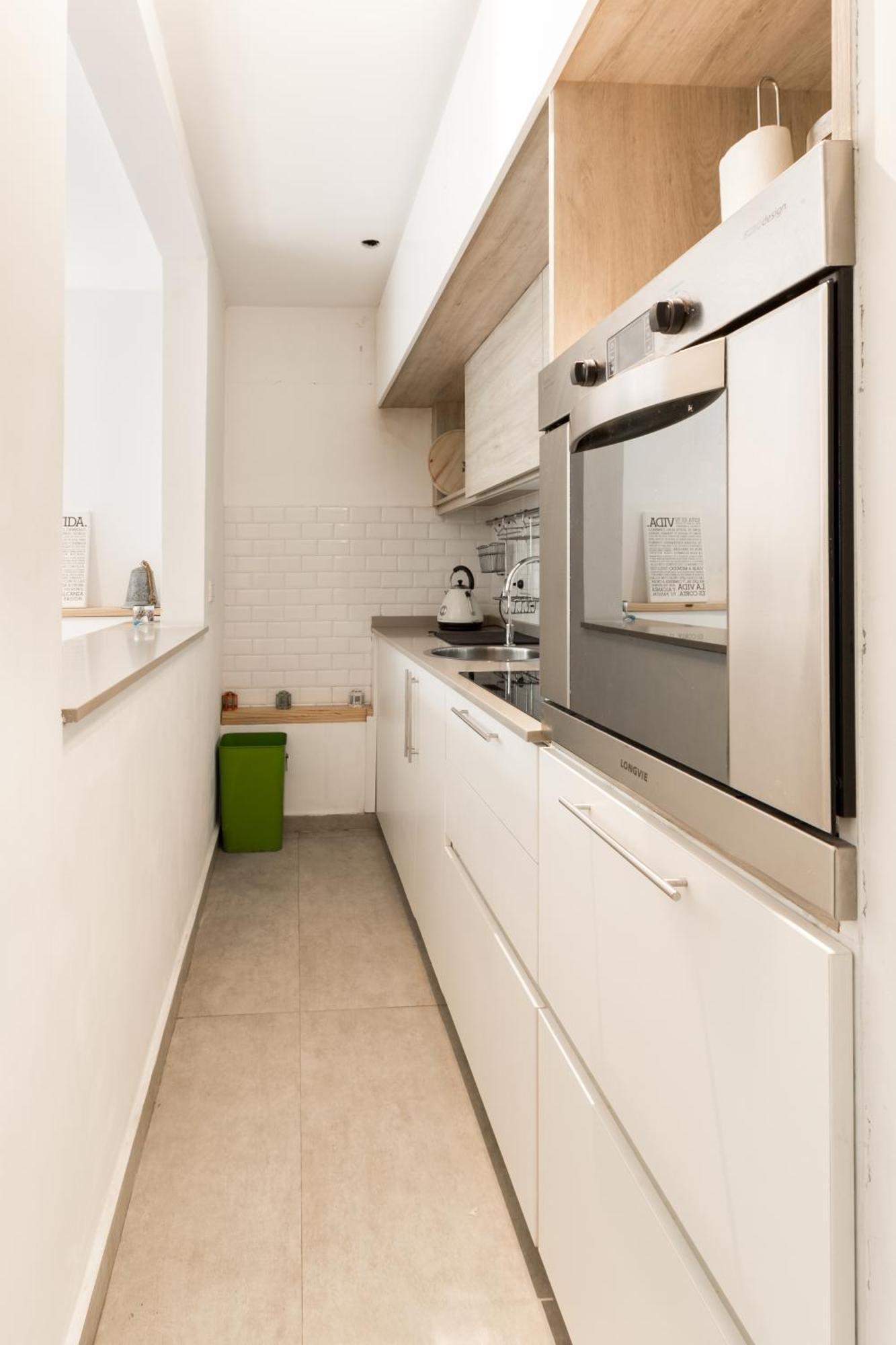 Apartamento Con Terraza Y Plantas Apartamento *