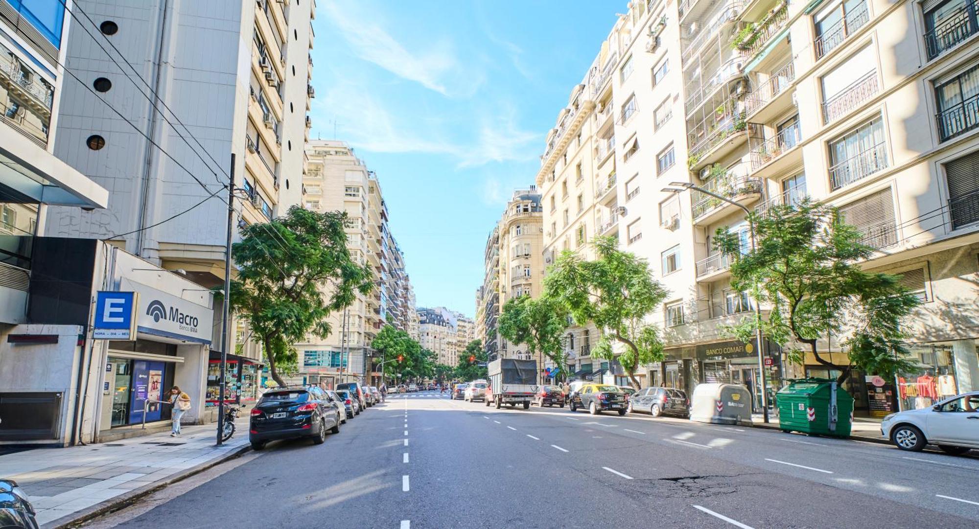 Recoleta: Elegance, Pool And Prime Location Apartment Buenos Aires