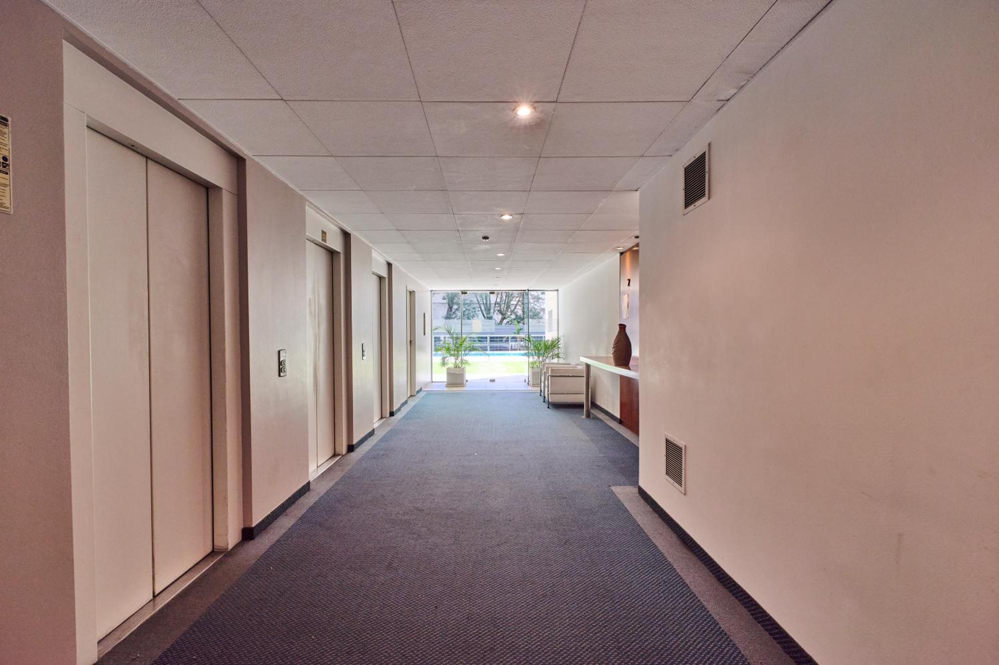 Recoleta: Elegance, Pool And Prime Location * Buenos Aires