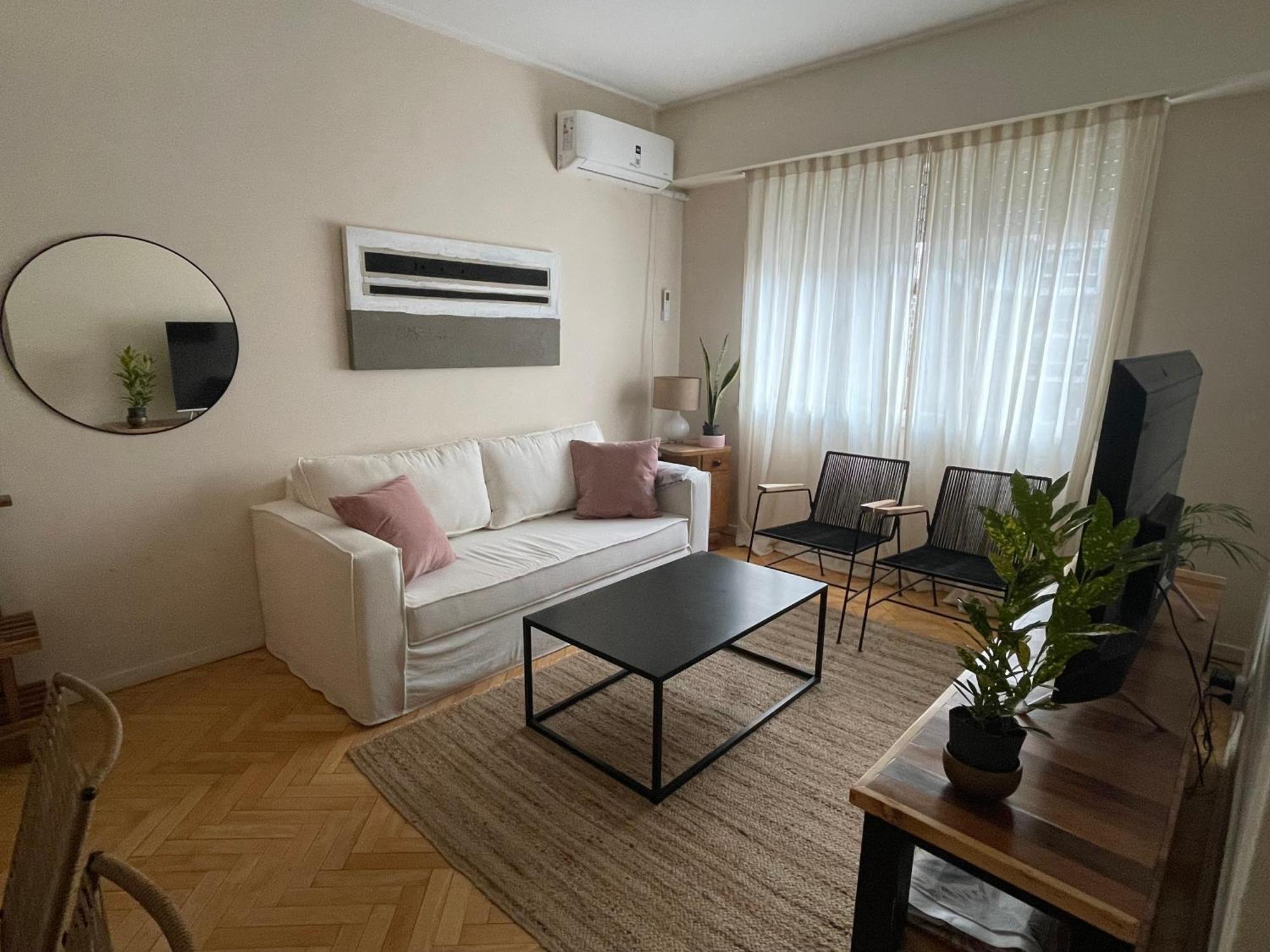 Apartment Recoleta, Departamento Entero 2 Dormitorios,buenos Aires *