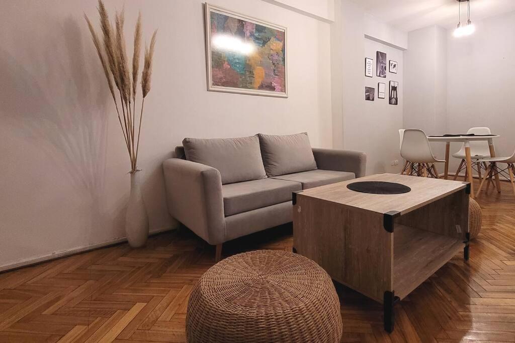 Apartamento Recoleta Gran Depto 2 *