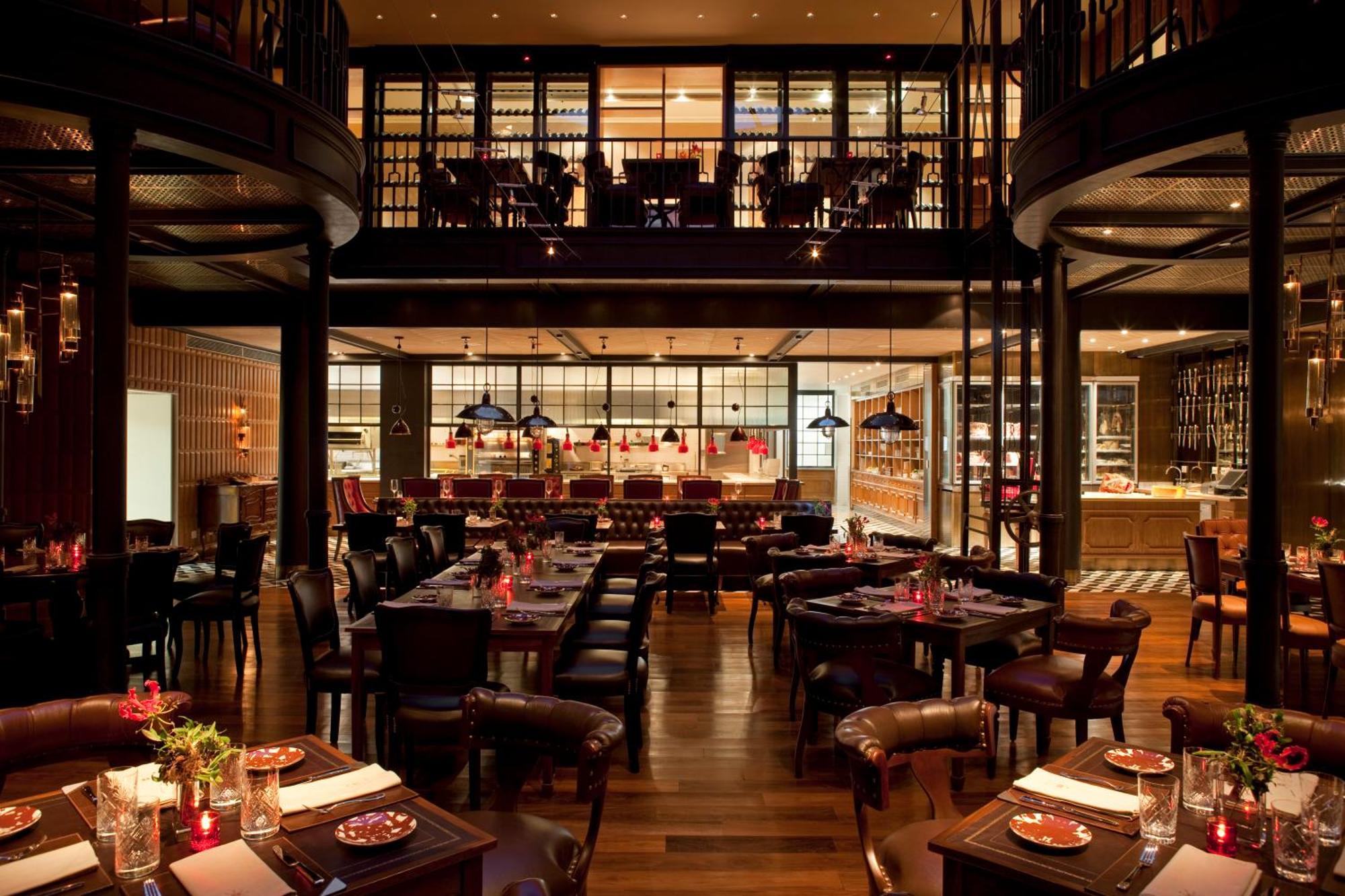Four Seasons Hotel 5*